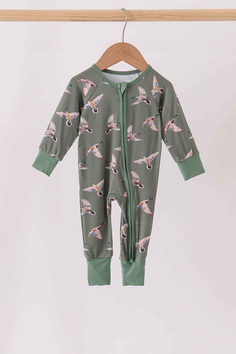 BOYS ROMPERS & JON JONS