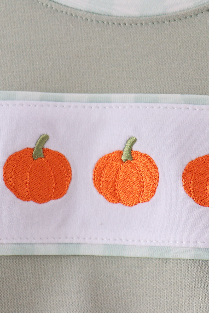 Pumpkin embroidery bubble