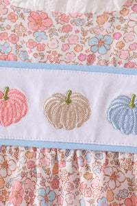 Pumpkin Floral Embroidery Bubble