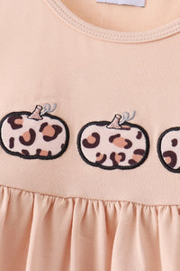 Leopard pumpkin applique pants set