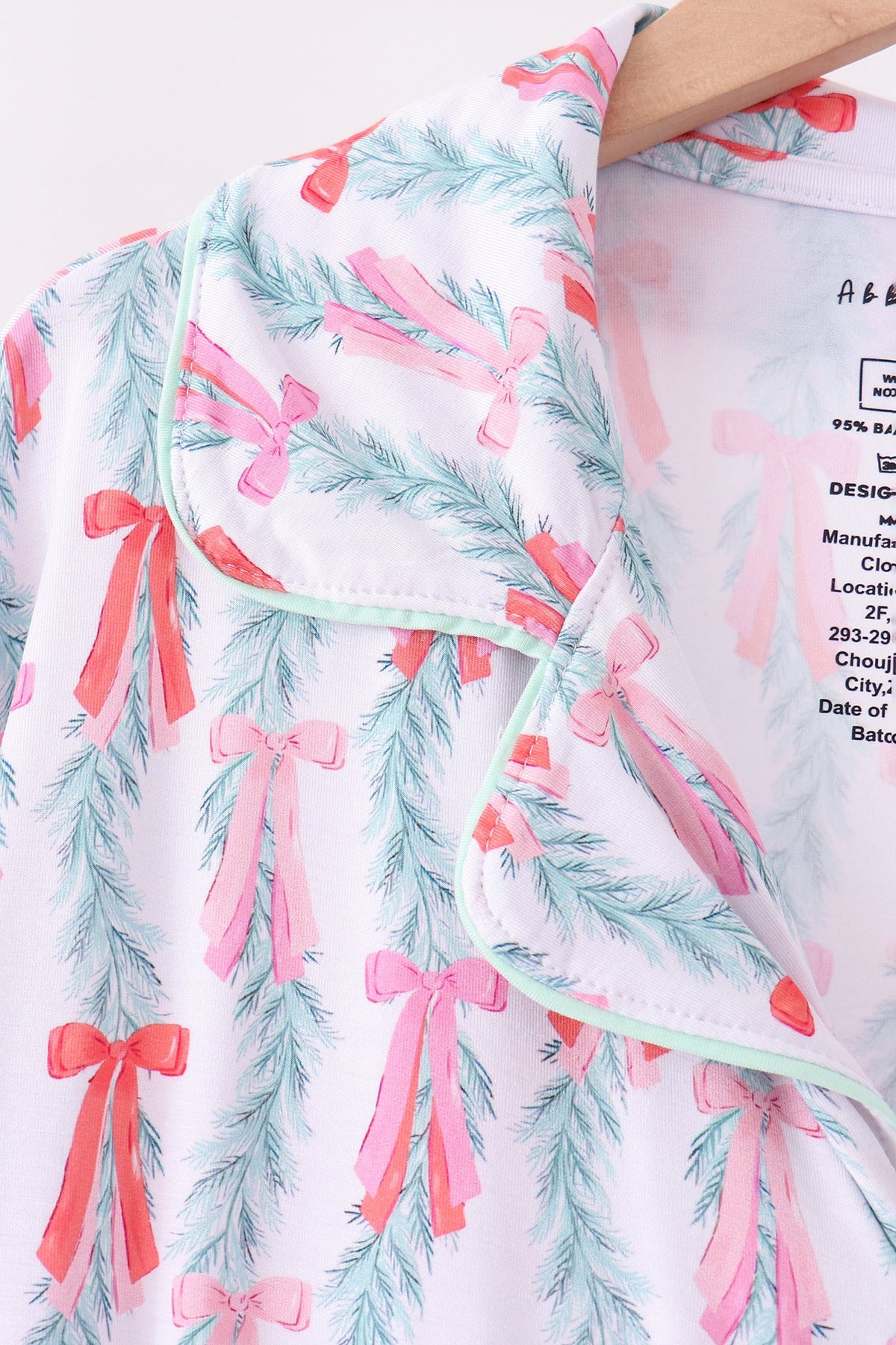 Christmas tree bamboo mom's gown