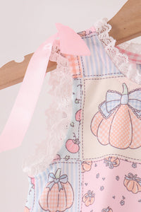 Pumpkin ruffle bubble