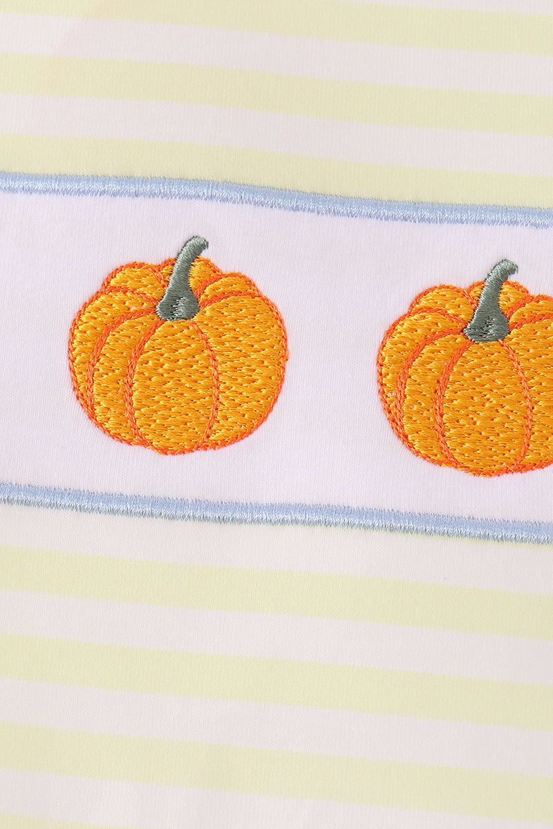 Pumpkin embroidery shorts set