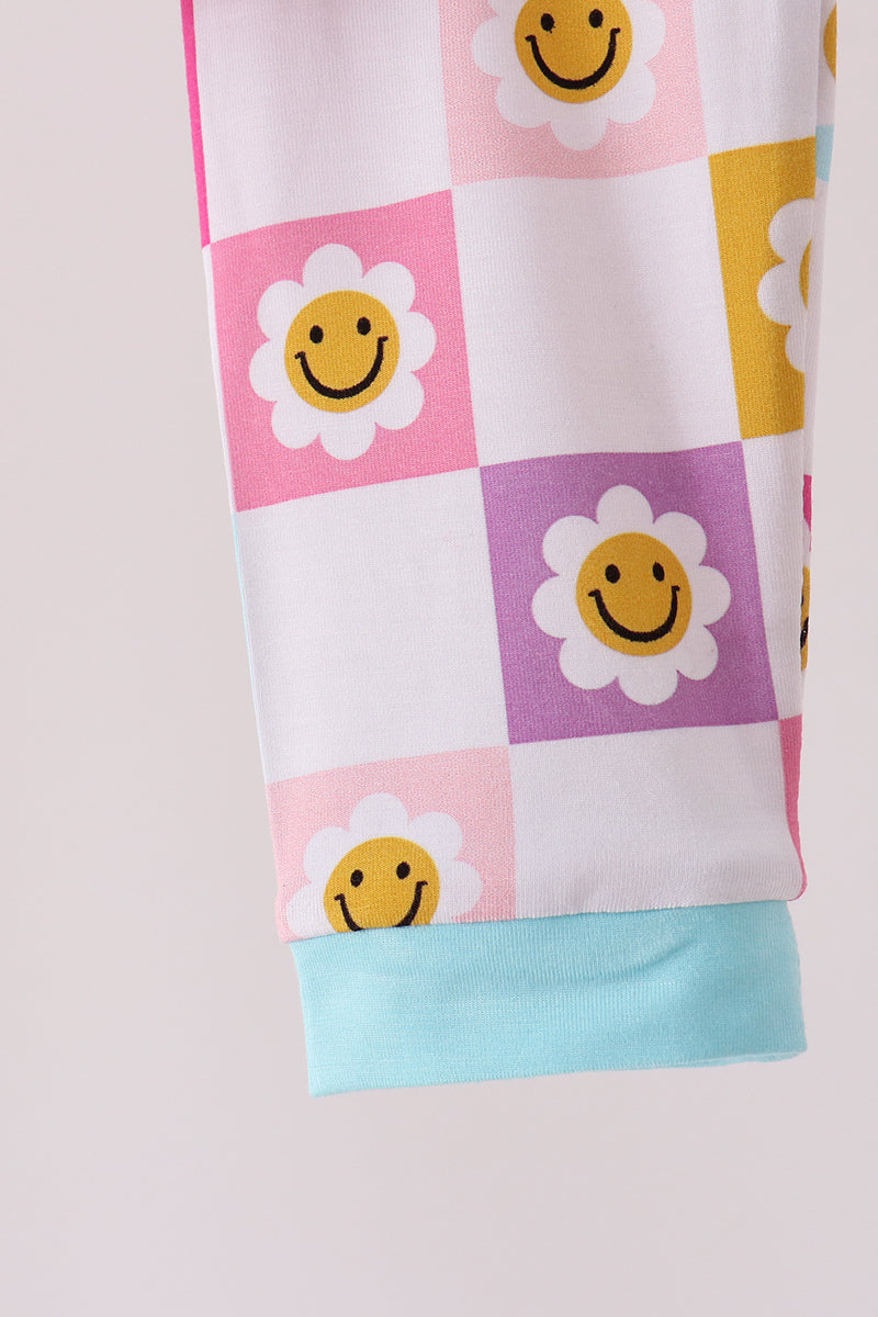 Smiling checkered ruffle bamboo pajama set