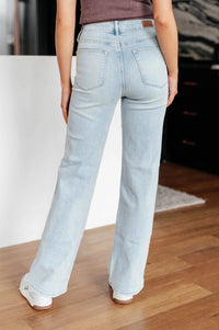Brooke High Rise Control Top Vintage Wash Straight Jeans - Essential Southern Charm