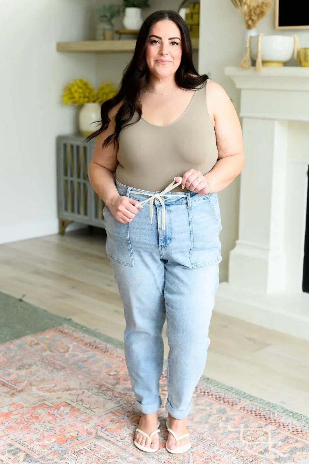 Cooper High Rise Vintage Denim Jogger - Essential Southern Charm