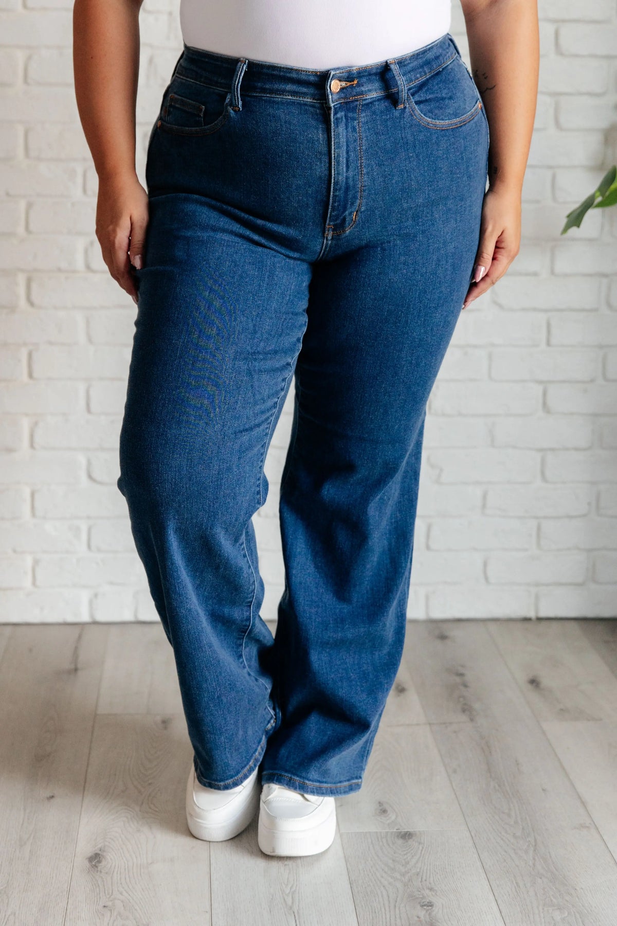 Hazel High Rise Vintage Wide Leg Jeans - Essential Southern Charm