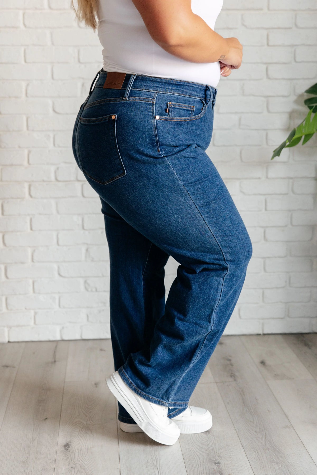 Hazel High Rise Vintage Wide Leg Jeans - Essential Southern Charm