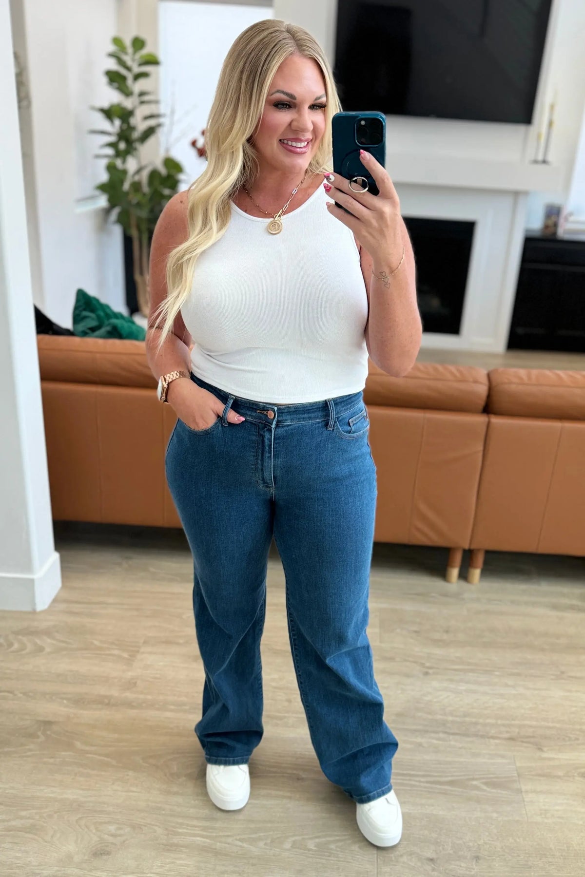 Hazel High Rise Vintage Wide Leg Jeans - Essential Southern Charm