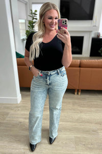 Dory High Waist Mineral Wash Raw Hem Wide Leg Jeans - Essential Southern Charm