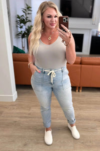 Cooper High Rise Vintage Denim Jogger - Essential Southern Charm