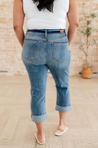 Laura Mid Rise Cuffed Skinny Capri Jeans - Essential Southern Charm