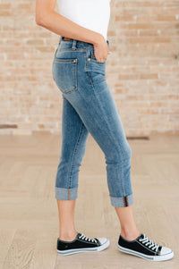 Laura Mid Rise Cuffed Skinny Capri Jeans - Essential Southern Charm