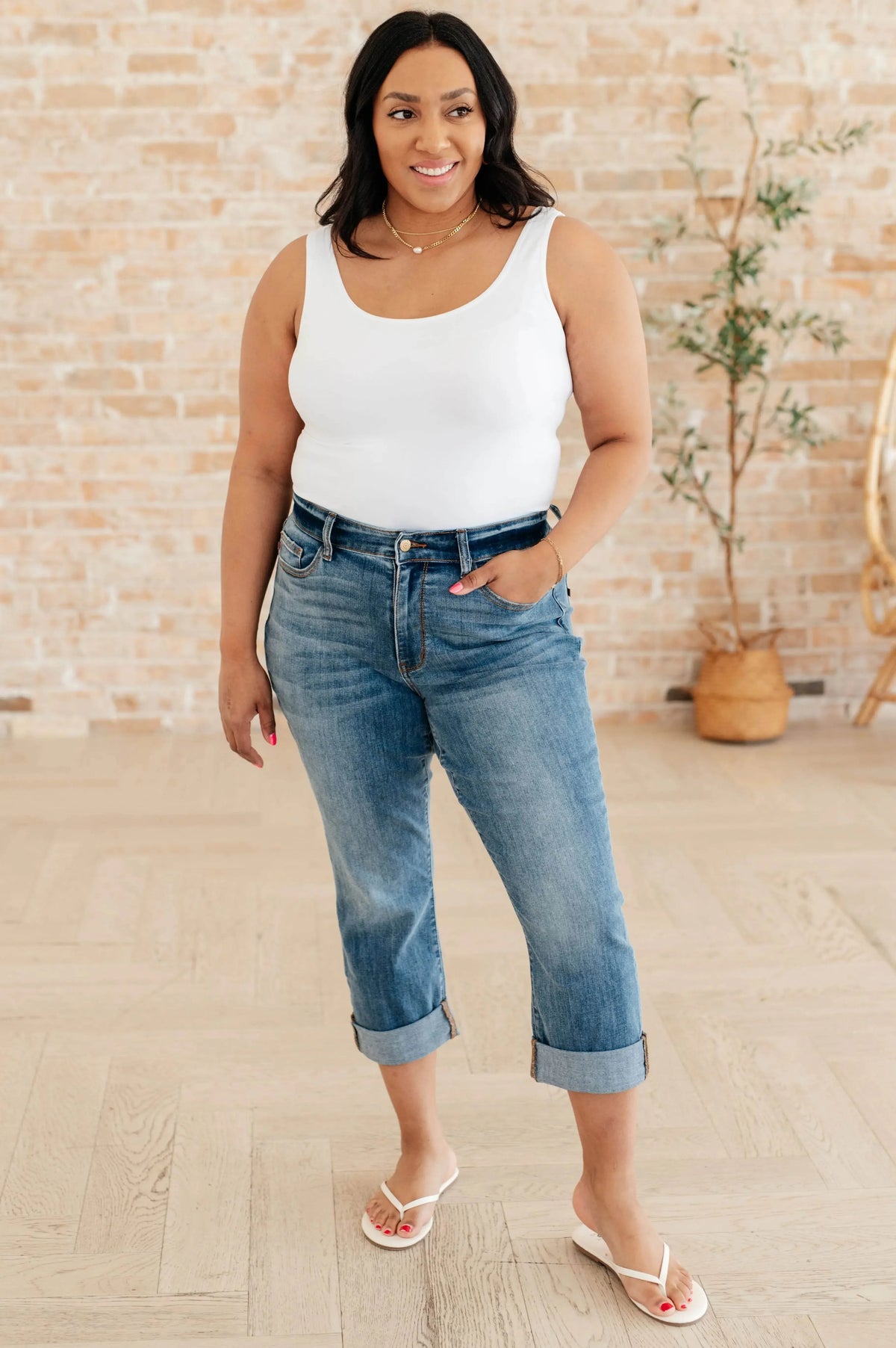 Laura Mid Rise Cuffed Skinny Capri Jeans - Essential Southern Charm