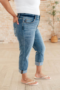Laura Mid Rise Cuffed Skinny Capri Jeans - Essential Southern Charm