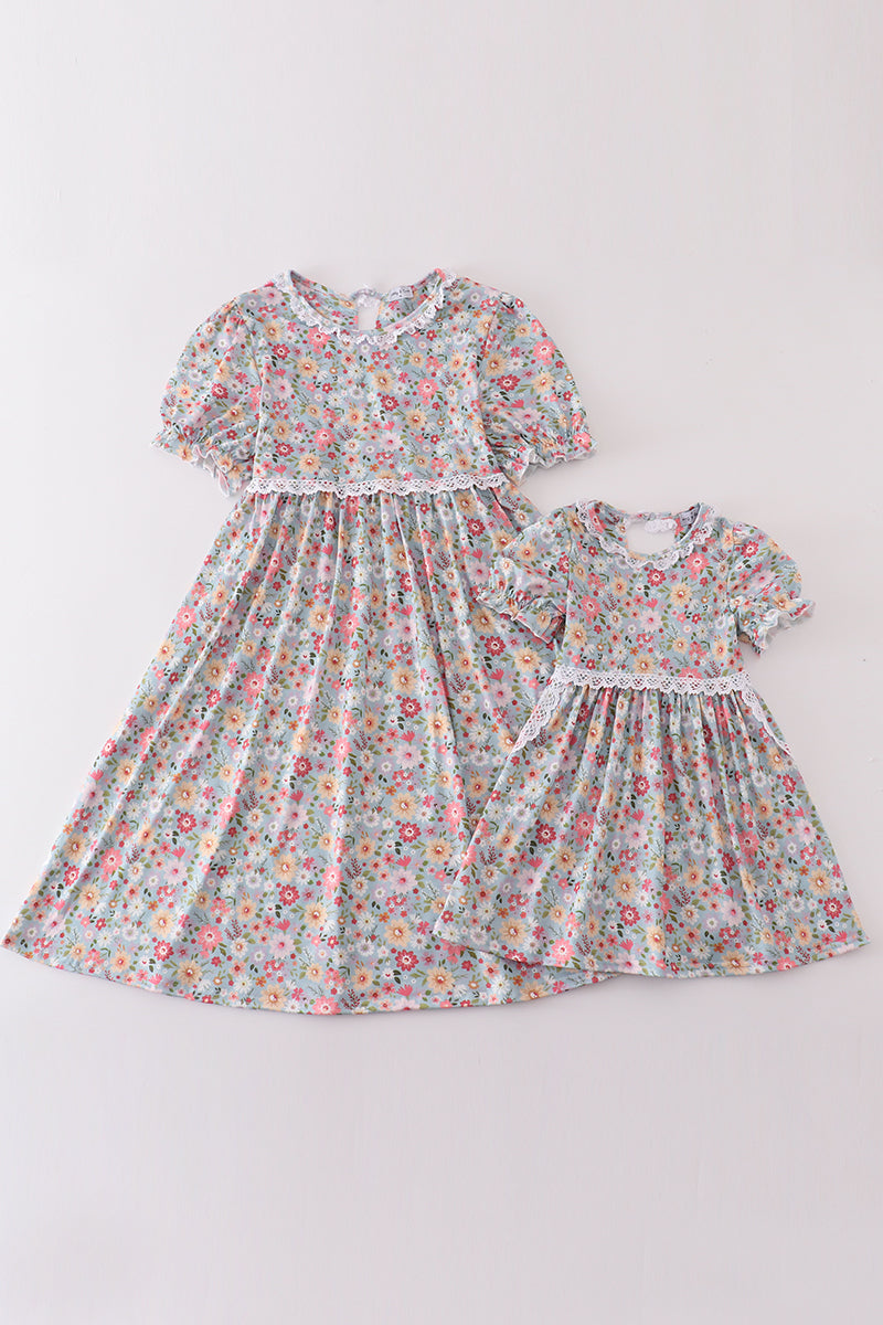 Green Daisy Print Mom&Me Dress - Essential Southern Charm