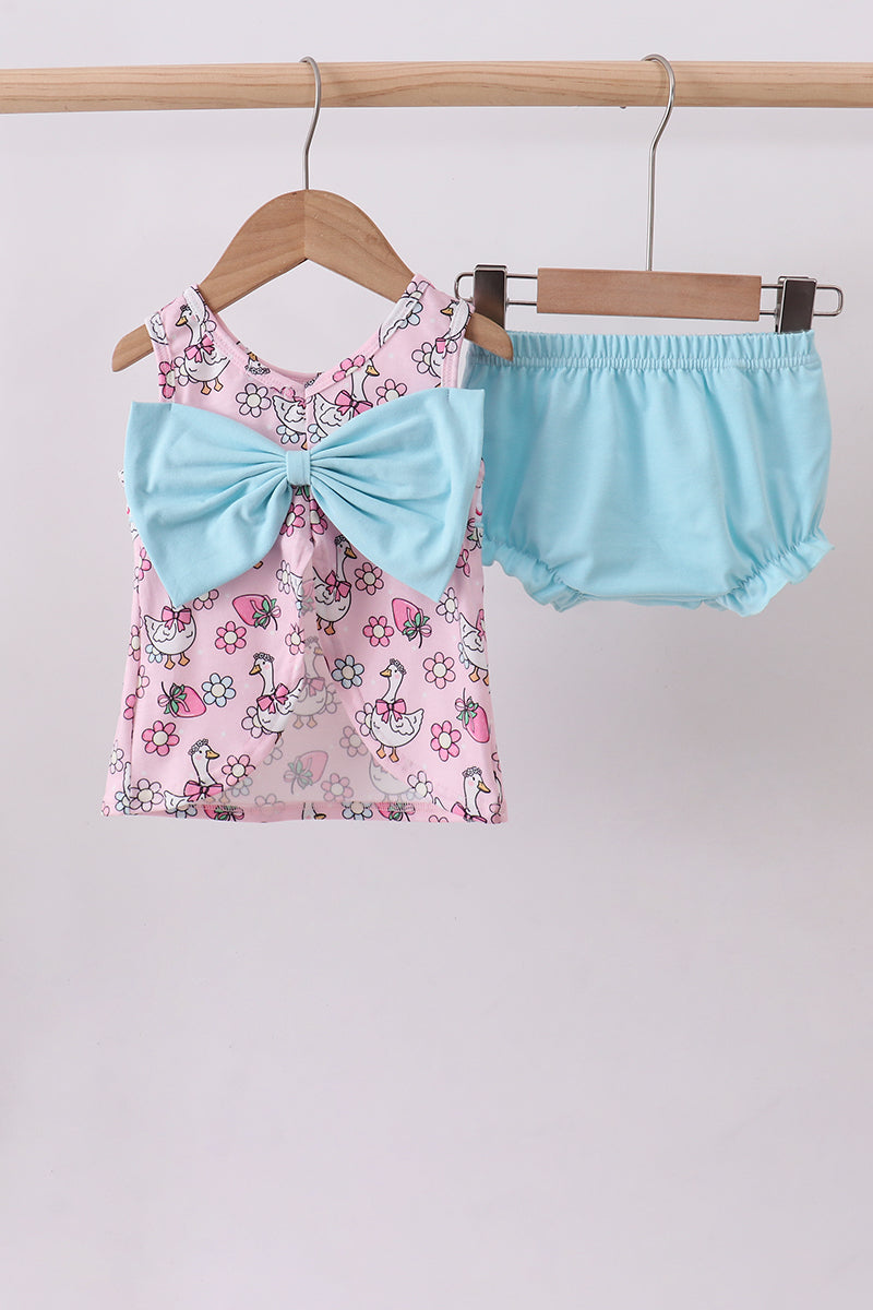 Goose Smocked Bloomer Set