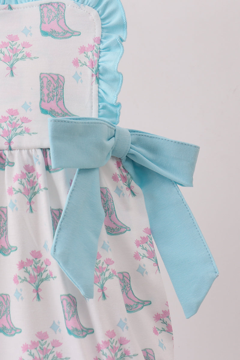 Boots Ruffle Bubble