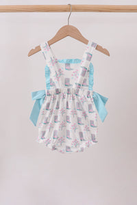 Boots Ruffle Bubble