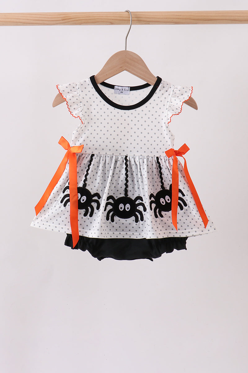 Spider Embroidery Ruffle Bubble