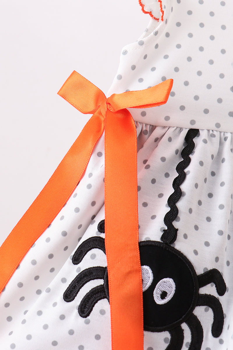 Spider Embroidery Ruffle Bubble