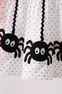 Spider Embroidery Ruffle Bloomer Set