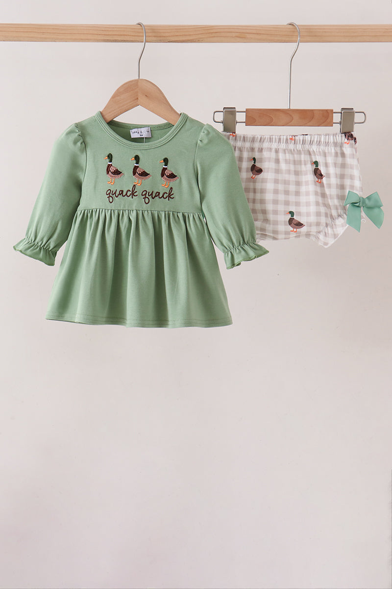Duck Ruffle Gingham Bloomer Set