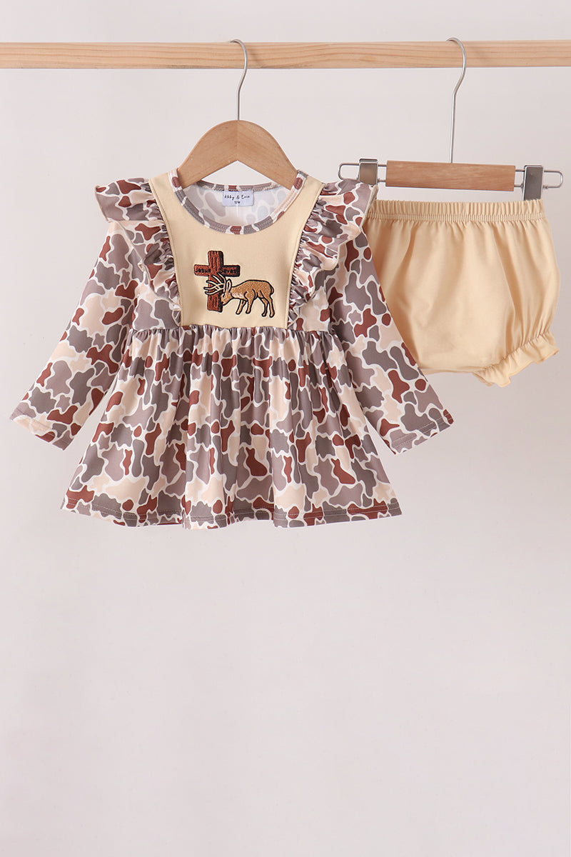 Camoufalge cross deer embroidery ruffle bloomer set