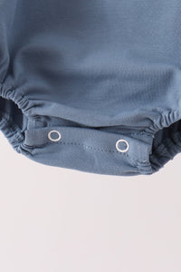 Turkey french knot ruffle bubble
