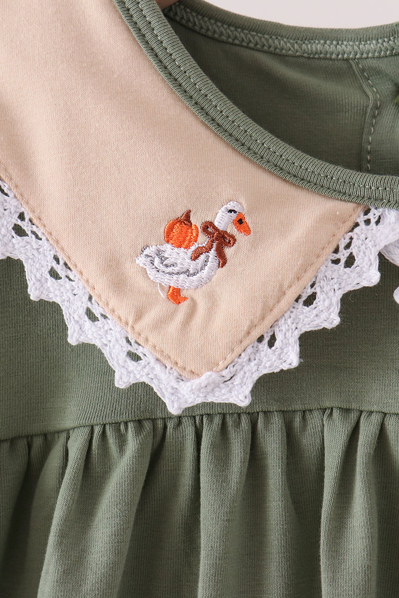 Goose pumpkin embroidery pants set
