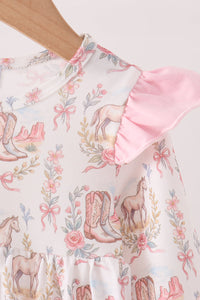 Horse ruffle bubble