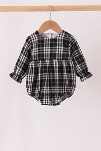 Black & white plaid bubble