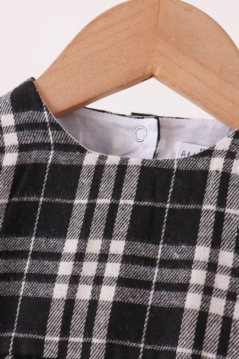 Black & white plaid bubble