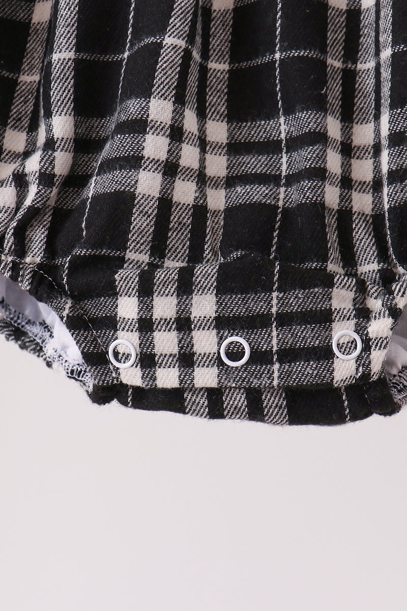 Black & white plaid bubble