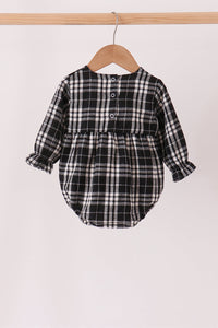 Black & white plaid bubble