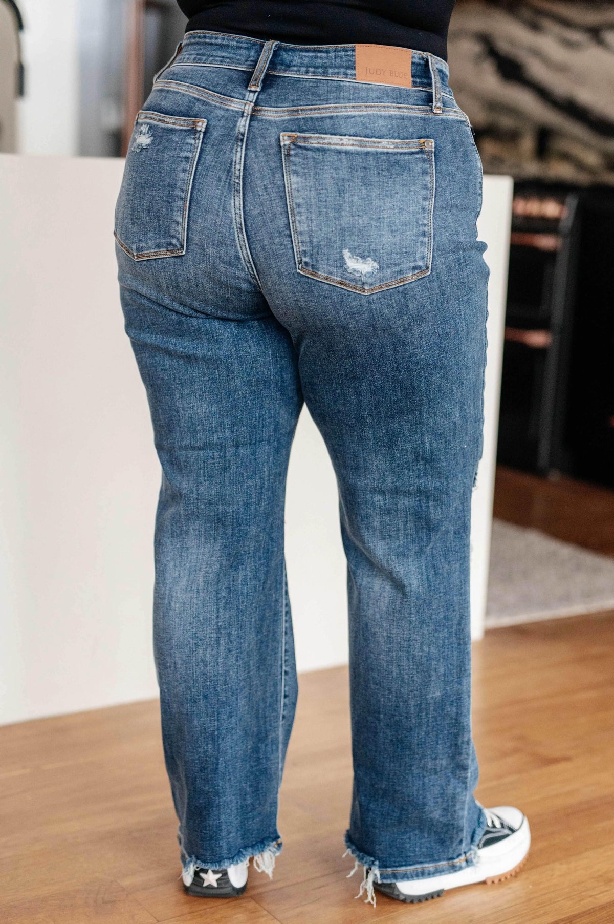 Rose High Rise 90's Straight Jeans in Dark Wash - Essential Southern Charm