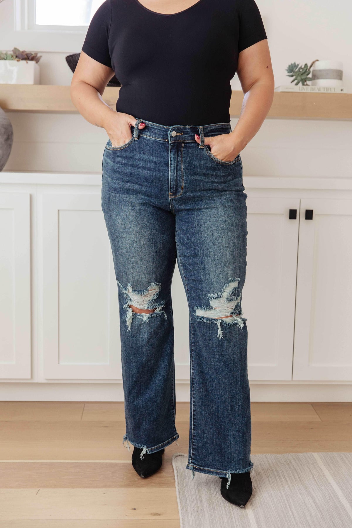 Rose High Rise 90's Straight Jeans in Dark Wash - Essential Southern Charm
