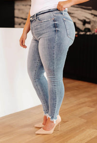 Sherry Mid Rise Release Waistband Detail Skinny - Essential Southern Charm