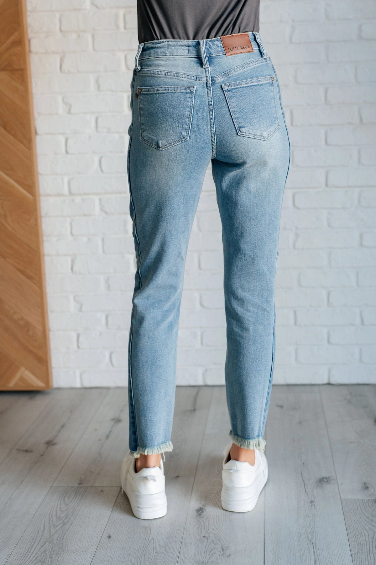 Susan High Rise Side Panel Detail Slim Jeans - Essential Southern Charm