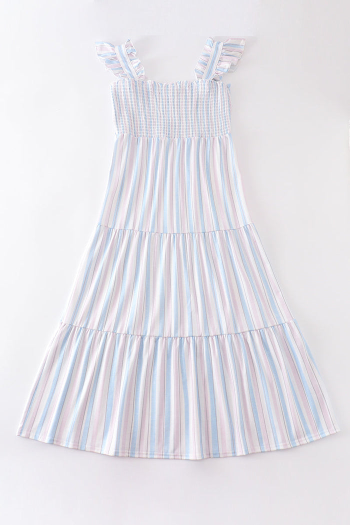 Crab French Knot Smocked Mom Dress - Essential Southern Charm
