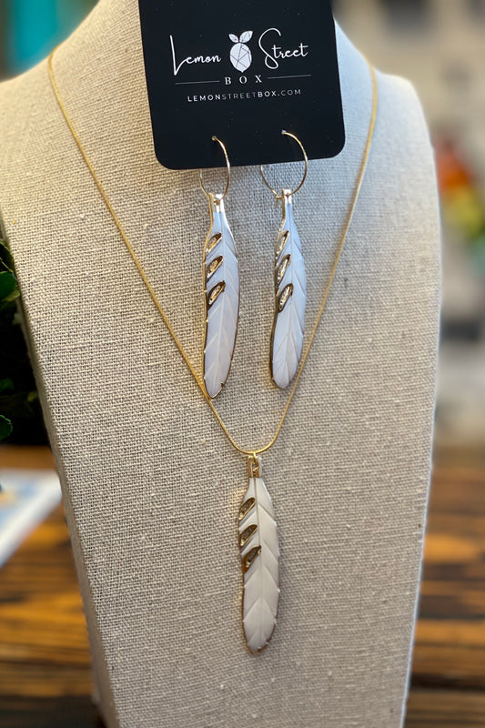 Mother of Pearl Feather Necklace