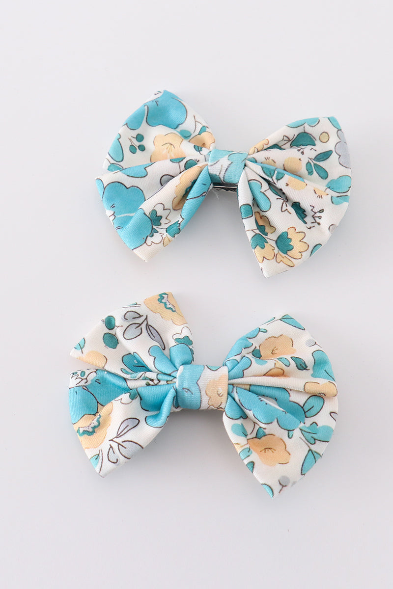 Meadow Piggie Hairbow - Essential Southern Charm