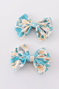 Meadow Piggie Hairbow - Essential Southern Charm