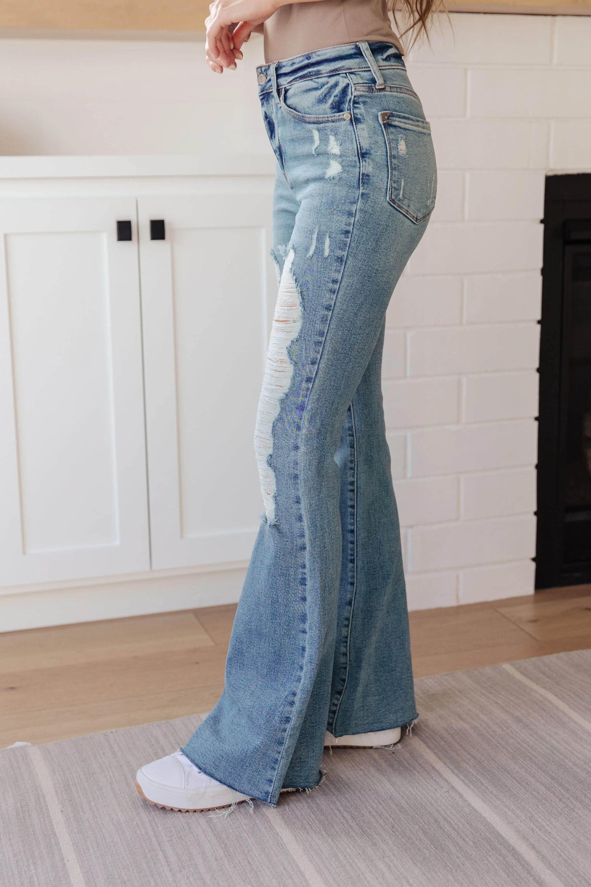 Kiana High Rise Heavy Destroy Flare - Essential Southern Charm