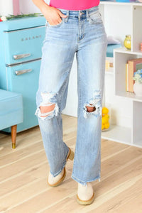 Rose High Rise 90's Straight Jeans in Light Wash - Essential Southern Charm