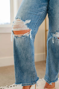 Rose High Rise 90's Straight Jeans in Light Wash - Essential Southern Charm
